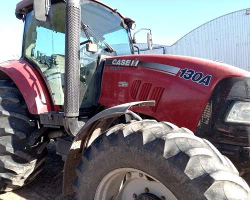 Tractor Case IH Farmall 130a