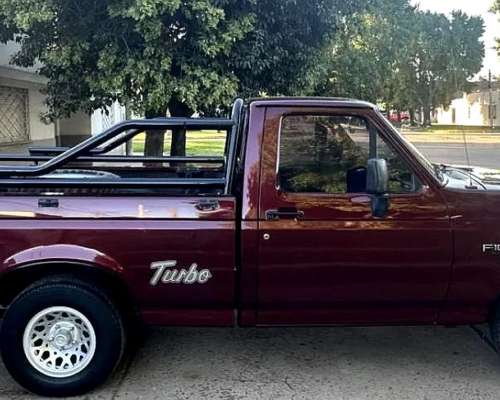 Ford F100 XLT Motor MWM Caja Clark Grande año 1998
