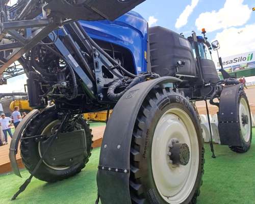 Pulverizador New Holland Defensor 4000 - Unidad Disponible