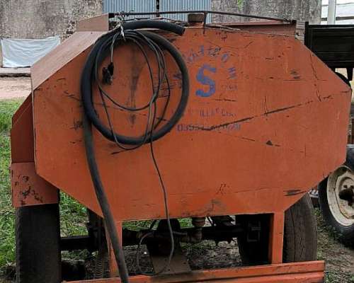 Cisterna 1500 Lts con Bomba