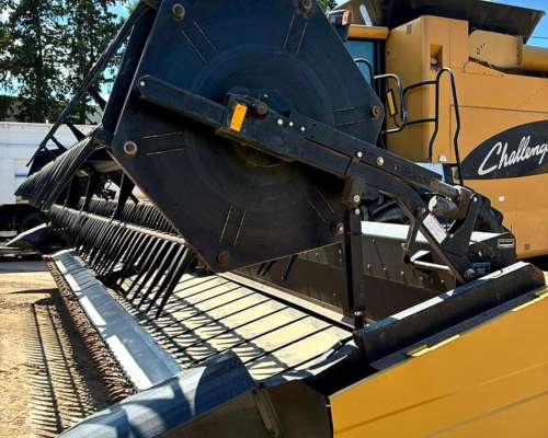 Cosechadora Challenger C670 - Draper 30 Pies