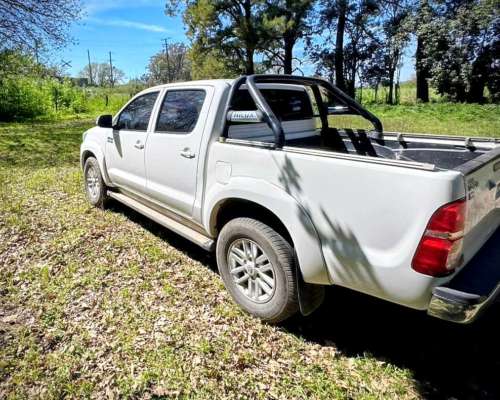 Toyota Hilux 4X4 SRV