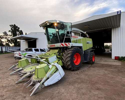 Claas 870 con Motor Nuevo muy Buen Estado
