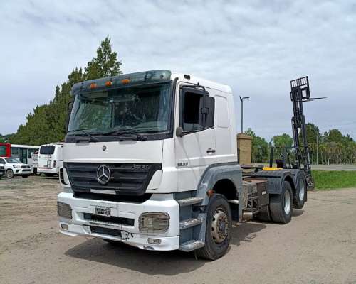 Camion Axor 1933 6X2 Tractor