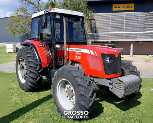 Tractor Massey Fergurson 4292 , año 2013