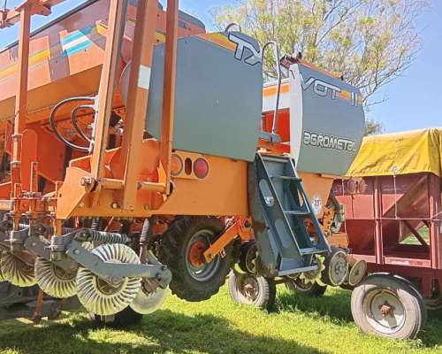 Sembradora Agrometal TX Pivot 2, año 2019, Neumatica, 23 A35