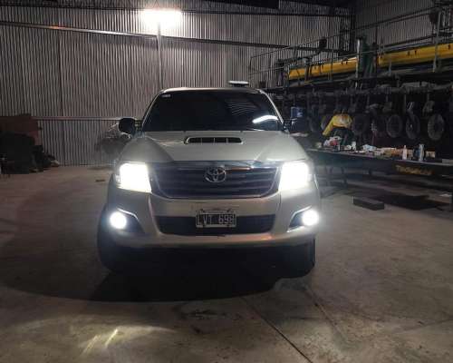 Toyota Hilux 4X4 muy Buena