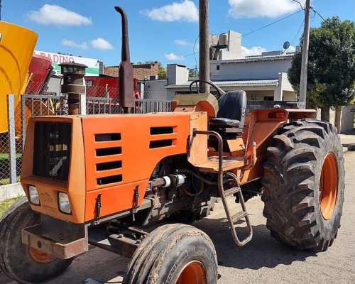 Tractor Zanello UP-100 en muy Buen Estado