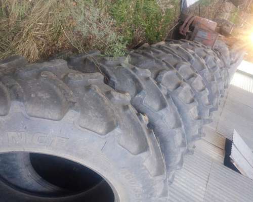 Cubiertas Radiales 460-85/38 Usadas