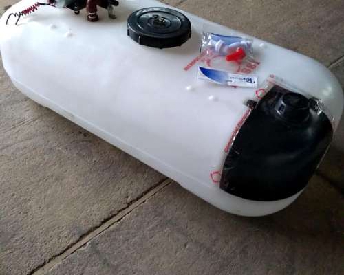 Tanque Marca Rossi Horizontal con Capacidad para 120 Lts.