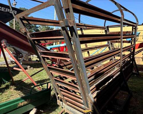 Cargador de Hacienda Móvil Bremec de 3 Mts