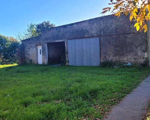 Casa Antigua MAS UN Amplio Local y Otro Pequeño, en 900 M2