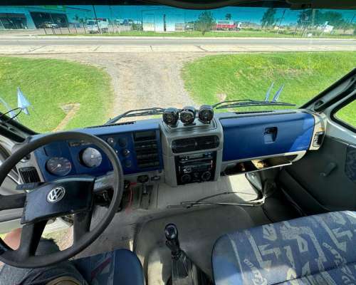 Volkswagen 17-210 Chasis Largo