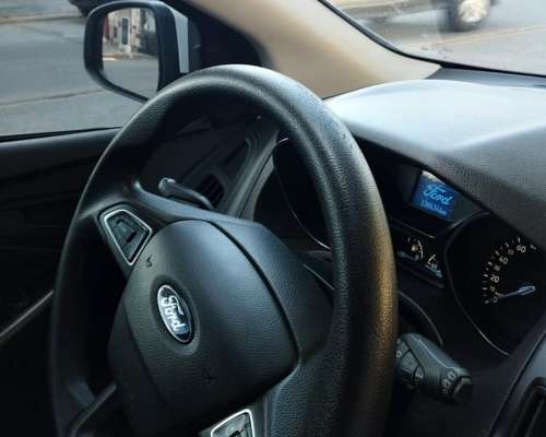 Ford Focus S 2015 143.000 km CUB Nuev MAN 1.6 S $13.500.000