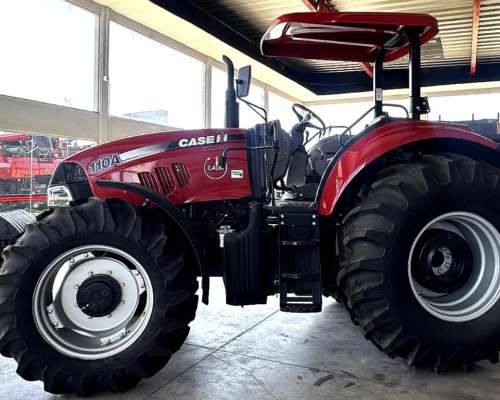 Tractor Farmall 110 a Case IH