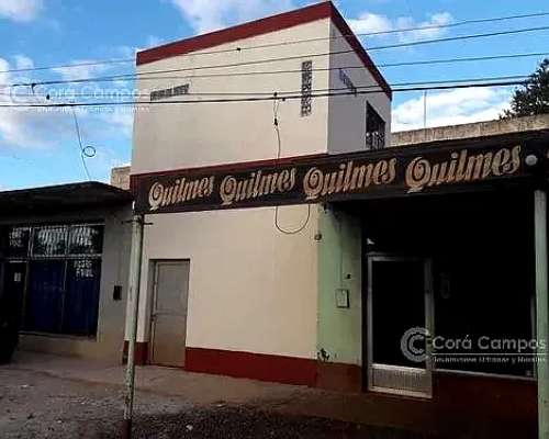 Se Vende en Virasoro Corrientes. Esquina con Locales Comerci