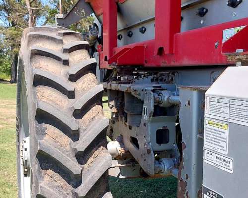 Fertilizadora Fertec 618 Serie 5