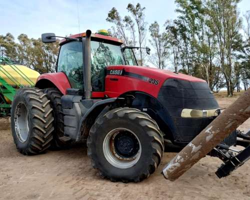 Case Magnum 235 Dual. año 2013. M 15038hs. Piloto JD.