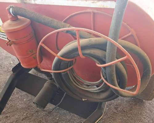 Tanque Cisterna 1000 Lts con Bomba