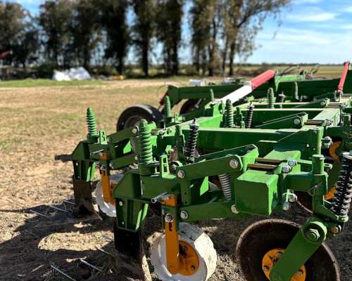 Carpi Agrotec (controlador Mecánico de Malezas)