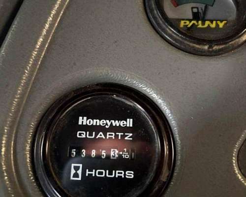 Tractor Pauny EVO 280a 5.500 Hs de Fabrica Centro Cerrado.