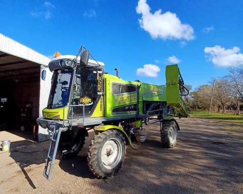 Pulverizador Metalfor, Futura 2500 AR, año 2009, Computadora