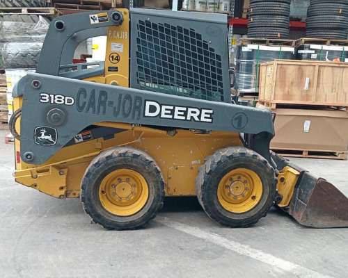 Minicargador John Deere 318d - 2010