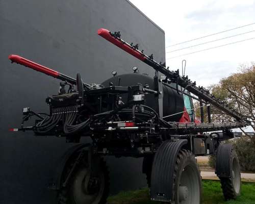 Pulverizadora Massey Ferguson 535r 3500l 200hp