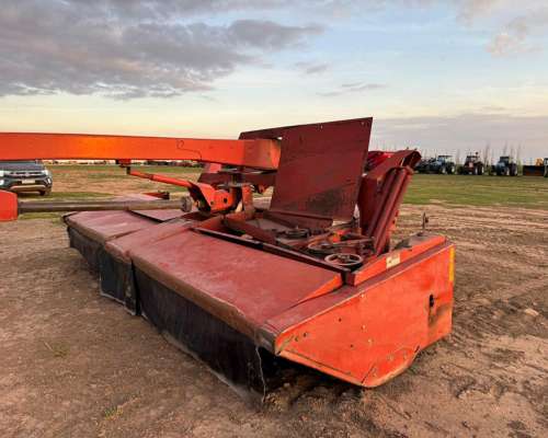 Segadora Hesston 1365 - año 2012