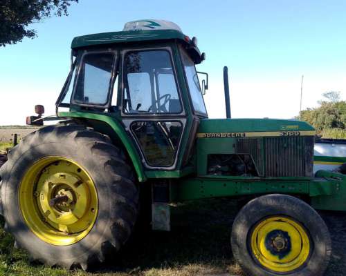 Tractor John Deere 6300