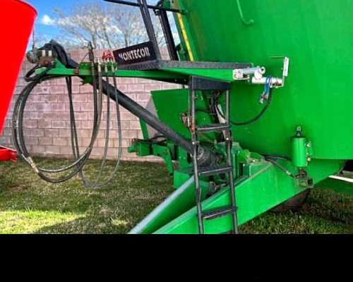 Vendo Mixer Montecor Vertical. Permuto por Hacienda