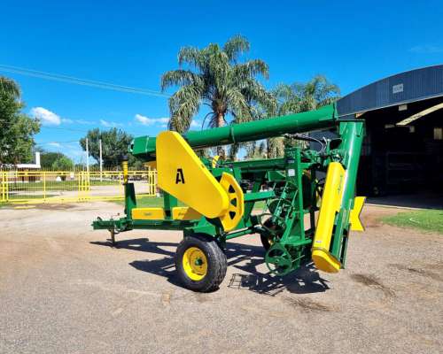 Extractora de Granos Agroar EC323 (sistema Enrolla Bolsas)