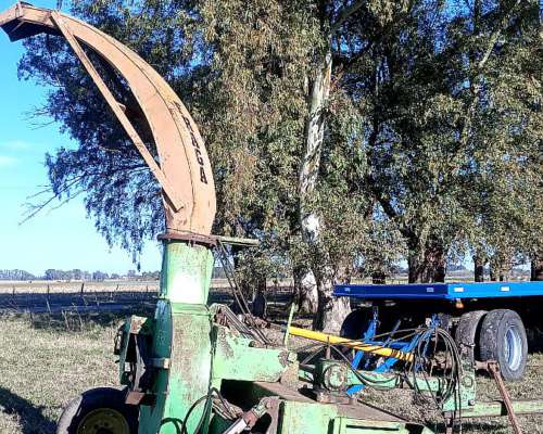 Picadora de Forrajes Fraga 958