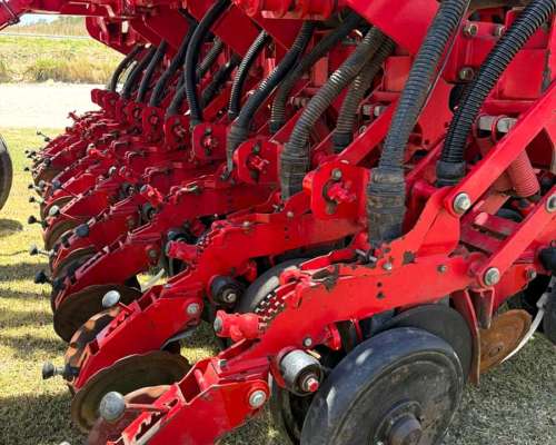 Sembradora Crucianelli Drilor 4721 con Kit Neumatico a 42 cm