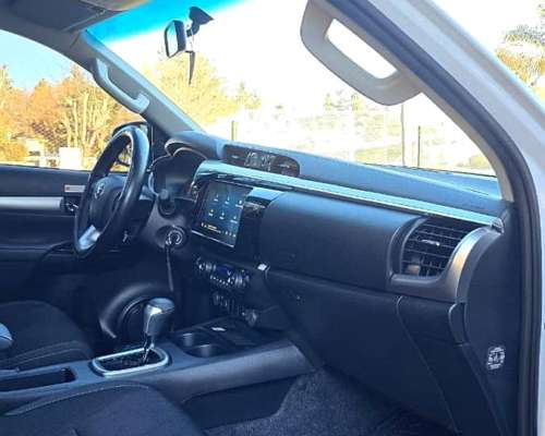 Toyota Hilux 2.8 TDI CD 4X4 Srv+ AT6 2025nafta U$45.199