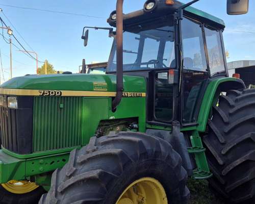 Tractor John Deere 7500