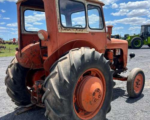 Tractor Fiat Someca 55 con Toma de Fuerza