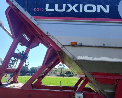 Semi para Semilla y Fertilizante, Luxion 2017