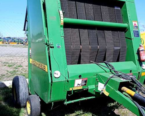 Rotoenfardadora John Deere 566 año 2000