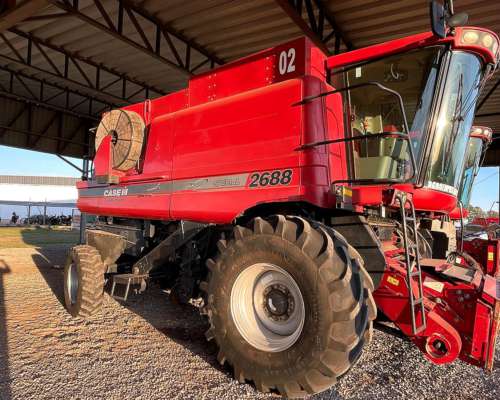 Cosechadora Case IH 2688 año 2013