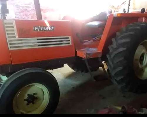 Fiat 780 Plus , 3 Puntos, Traccion Simple con Hidráulico.