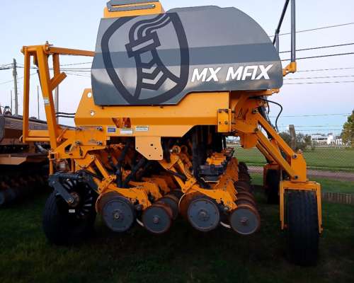 Sembradora MX MAX 33 a 21 Usada con Kit