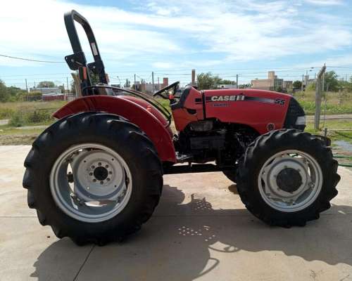 Case IH Farmall 55 a - año 2016