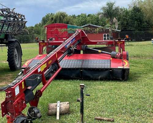 Segadora de Arrastre New Holland Modelo 313