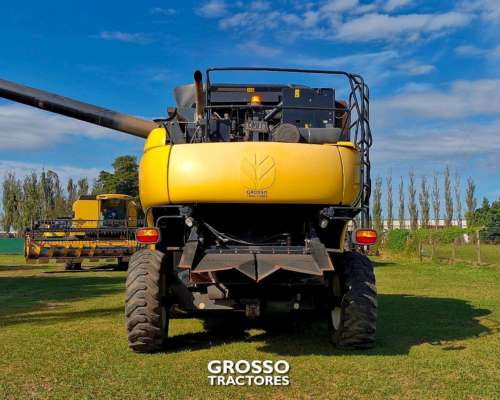 Cosechadora New Holland CR 9060, 30 Pies, 2008