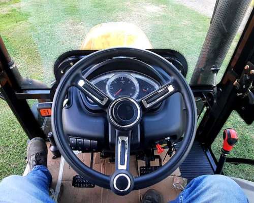 Tractor Zanello 4060 Cabinado