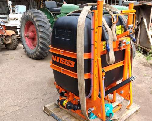 Pulverizador Jacto PJ 600 SB Disponible