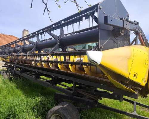 Cabezal Trigo/soja New Holland 35 - 2016