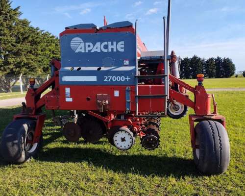 Sembradora Apache 27000 +