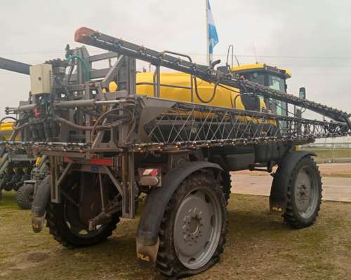 Pulverizadora Autopropulsada SIA 3300 GD, año 2018